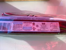 ICN2P32N35I ADVANCE Signify Fluorescent Ballasts Box #2