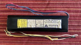 RM-2S40-TP ADVANCE Transformer Ballast Volt Hertz