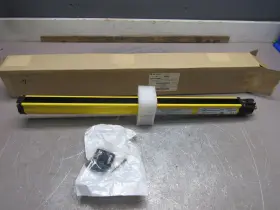 440L-T4K0640YD ALLEN-BRADLEY Guardshield Light Curtain Box