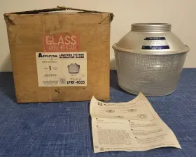 LPRF-4025 APPLETON Mercmaster Prismatic Glass Refractor Globe