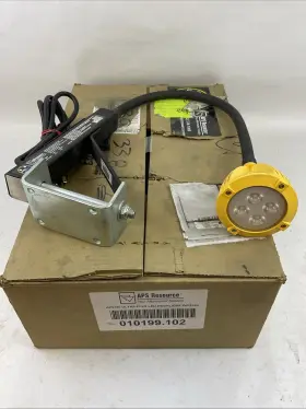 AP9750 APS RESOURCE Ultra Flex Led Docklight Plug