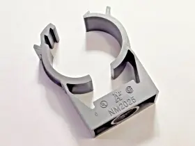 NM2025 ARLINGTON Latch Pipe Conduit Hanger Clip Box
