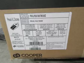 PRV-XL-740-8-T4W-BZ COOPER Lumark #2