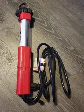 73911 CRAFTSMAN Electric Fluorescent Light Flashlight