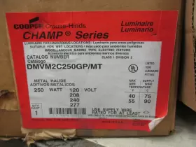 DMVM2C250GP-MT CROUSE HINDS Cooper Hazardous Explosion Light #3