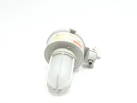 VMVS150-220 CROUSE HINDS Champ Light Fixture Lx #2