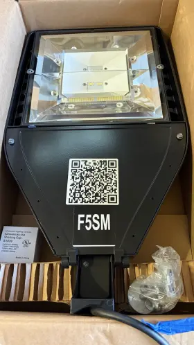 93315720 CURRENT EVOLVE Eals Led Area Light