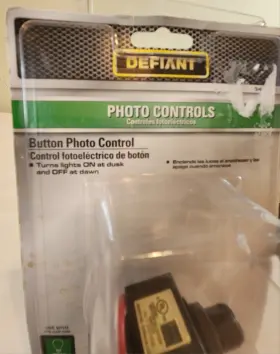 340-851 DEFIANT Dusk Dawn Photocell Control #2
