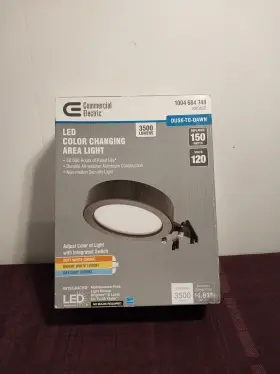 849489070353 ECOMMERCIAL ELECTRIC Led Area Light Integrated