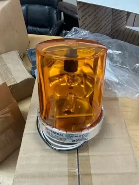 121S-120A FEDERAL SIGNAL Vitalite Amber Rotating Beacon Light