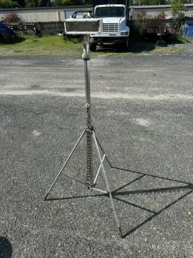 FC600-S75 FIRE RESEARCH CORP Scene Light Twist Lock Tripod #3