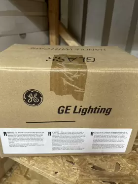 10361 GE Box Halide Lamp Med #2