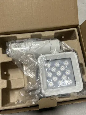 L815SQ10WF940P HALO Lighting Led Luminaire Beam Angle