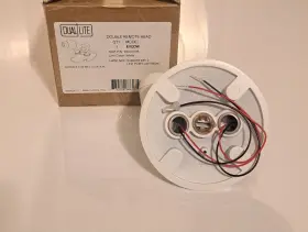 93041098 HUBBELL Dual Lite Double Remote Head Security Light #2