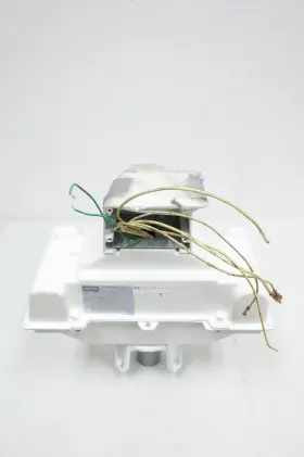CH-A10-S-8-M-O HUBBELL Light Fixture #2