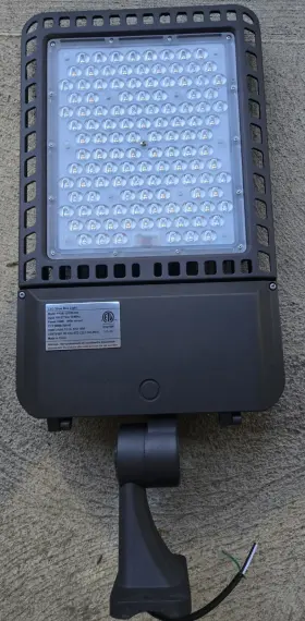 YRSB-320550-004 INTERTEK Intertrek Lighting Led Shoe Box