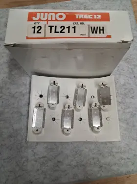 TL211WH JUNO Pack Trac Nos