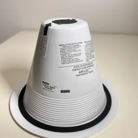 V3034W-WH JUNO Vulite Baffle Recessed Recess Air Loc Clips