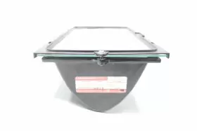 QH1500 LANDMARK EQUIPMENT Light Fixture #2