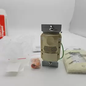 WDT100-I LEGRAND / PASS SEYMOUR Dual Occupancy Sensor Switch
