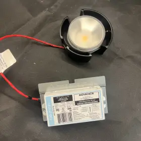 C4L25930NZ10U LIGHTOLIER Calculite Beam