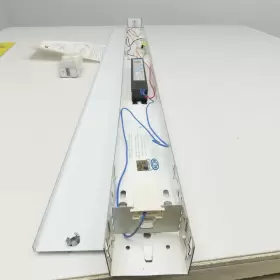 434192 LSI Single Bulb Fluorescent Light Fixture #3