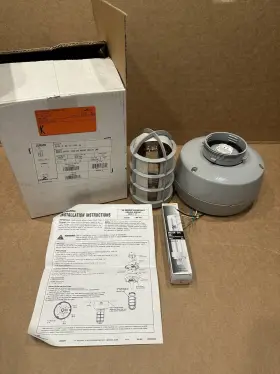 PLVS-C-GG-26-UNV-LL LUMARK Vapor Light Fixture Cfl Covered