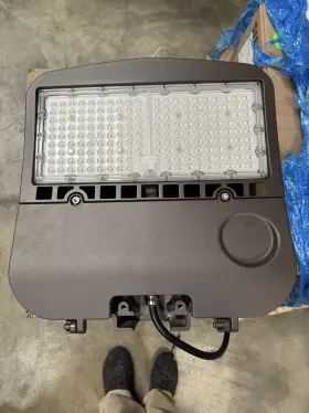 T60D-150W-5000K-D LUMINAIRE Led Shoebox Light