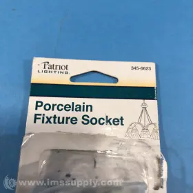 345-6623 PATRIOT LIGHTING Porcelain Fixture Socket Fnob