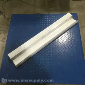 FCC2 PEERLESS LIGHTING Fluorescent Light Fixture Fnob #3