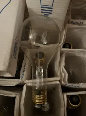 046677374464 PHILIPS Lighting Lamp Bulbs Box