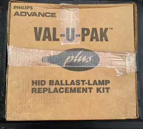 77L570-001D PHILIPS ADVANCE Lamp Ballast Halide Kit #3
