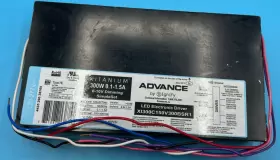 XI300C150V300BSR1M PHILIPS Advance Xitanium Led Driver Power