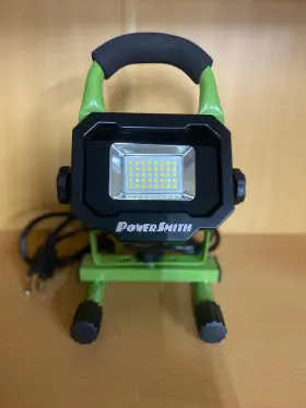811285021907 POWERSMITH Led Light