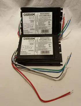QTP1X100MH-UNV-F QUICKTRONIC Might Few Scratches