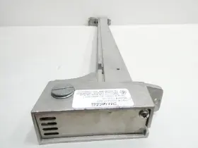 5305-25 STRIP Light Fixture #2