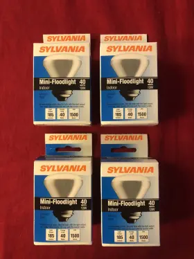046135148194 SYLVANIA Incandescent Mini Floodlight Light