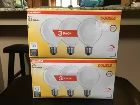 25G25DLSWR3P3120V SYLVANIA Opale Double Globe Bulbs