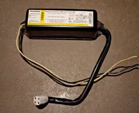 MB1X32-120 SYLVANIA Circ Magnetic Ballast