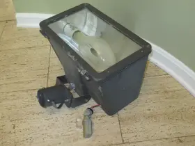IFL400PSMH TEDDICO Hid Flood Light Vac #2