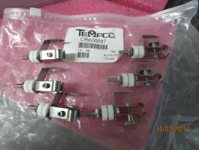 CRK00087 TEMPCO Steel Ir Lamp Holder Clamp Twin Tube Mounting