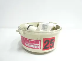 DH025C12R-C THOMAS BETTS Hazlux Light Fixture #2