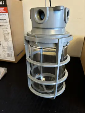 VXG-12-C THOMAS BETTS Dot Ceiling Mount Crossfeed Light #2