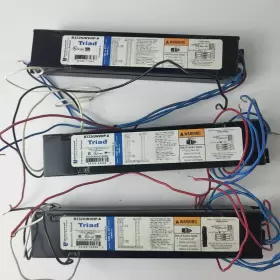 B332IUNVHP-A TRIAD Ballast Lights