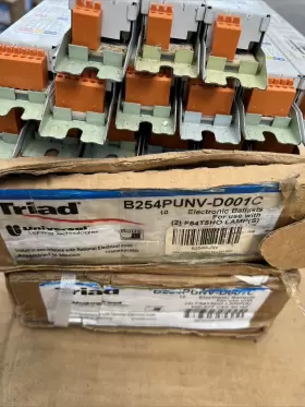 B254PUNV-D001C UNIVERSAL LIGHTING TECHNOLOGIES Ballast #2