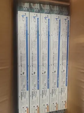 D15CC55UVPEL-C010C UNIVERSAL LIGHTING TECHNOLOGIES Everline