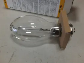 LU150-55 VENTURE LIGHTING Hps Lamp Finish Base