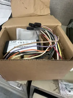 V90D7413K VENTURE Lighting Pulse Start Tap