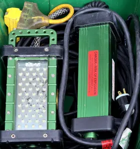 5032018A WESTERN TECHNOLOGY Led Brick Light Explosion Cable