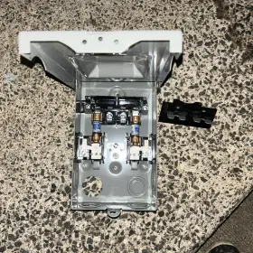 ZDS-30F Volt Nema Fusible Pullout Disconnect Raintight Amp